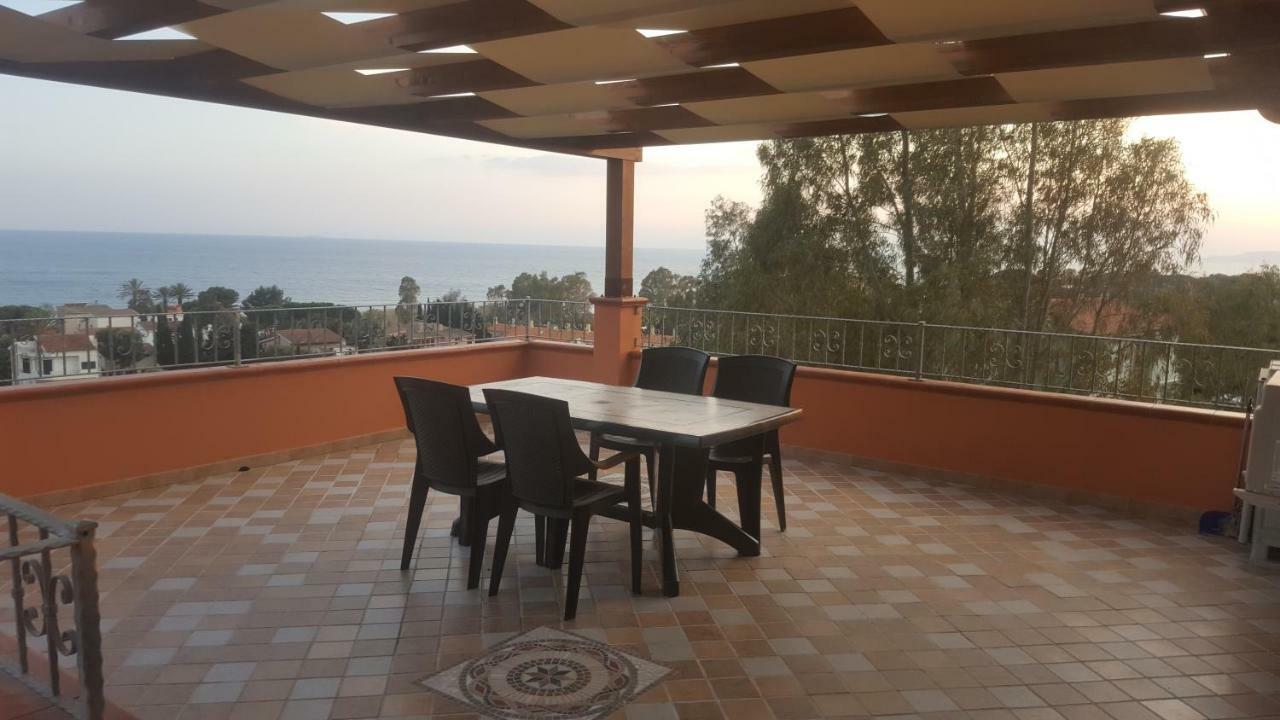 Terrazza Sul Golfo Degli Angeli Villa กาปิตานา ภายนอก รูปภาพ